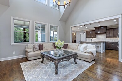 3136 Whistling Way-5