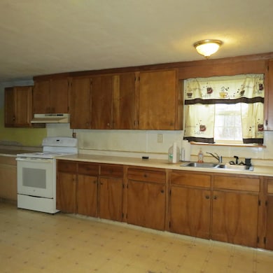 427 Wall St, Port Jefferson, OH 45360 - photo 7