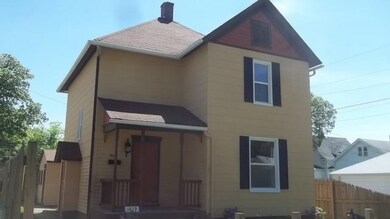 1619 Warren St, Davenport, IA 52804 - photo 3