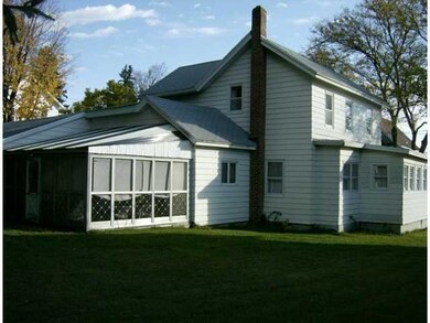 Exterior Back Enclosed patio