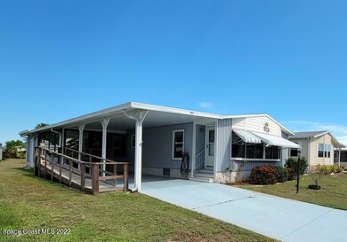 708 Amaryllis Dr, Sebastian, FL 32976 - photo 3