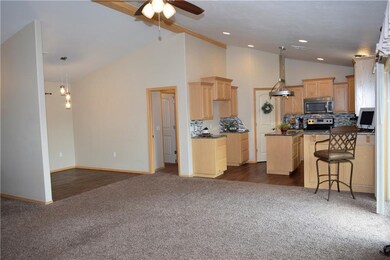 38637 Garrett's Lake Rd, Shawnee, OK 74804 - photo 4