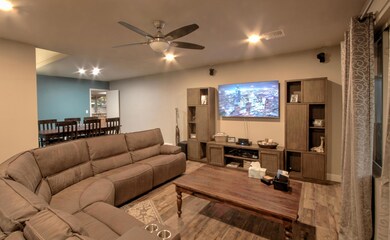 12th Family Rm to Dining Rm