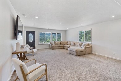 05-web-or-mls-726-earhart-rd