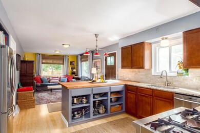 Open Kitchen