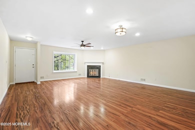65 Laurie Ct unit 180, Matawan, NJ 07747 - photo 3
