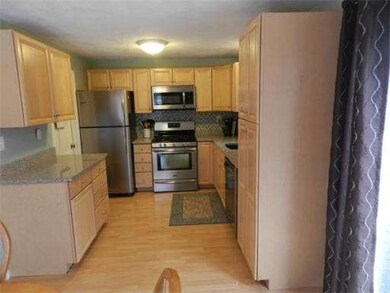 32 Frederick St unit 8, Dracut, MA 01826 - photo 3
