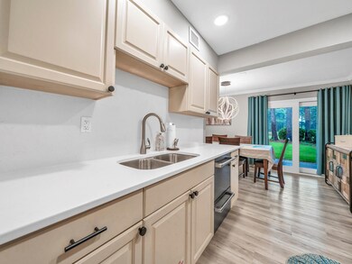 452 N Driftwood Bay 96B Miramar Beach FL