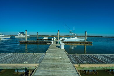 EdistoMarina_DockBSlip18_006