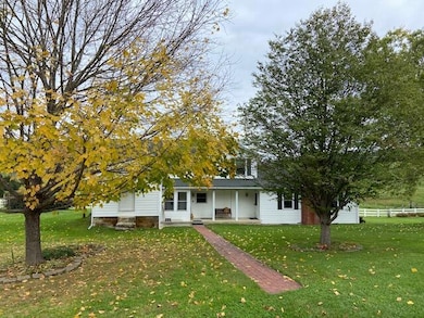 6195 Johnsons Crossroads unit 6195, Union, WV 24983 - photo 4