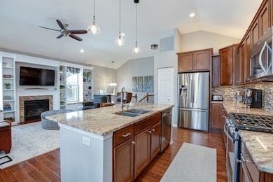 unlisted-address, Winfield, IL 60190 - photo 4