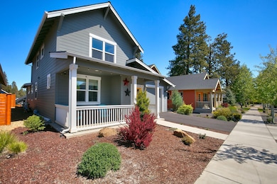 1004 E. Horse Back Trail._005