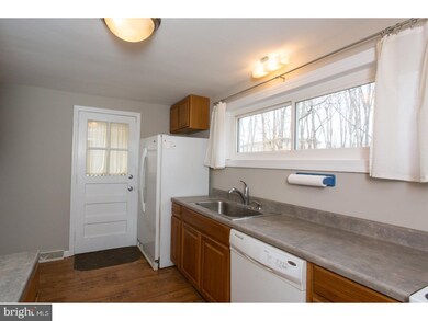 3807 Shellpot Dr, Wilmington, DE 19803 - photo 5