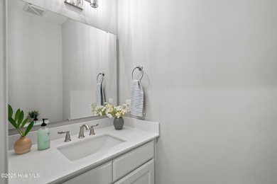 11-web-or-mls-BTS00605