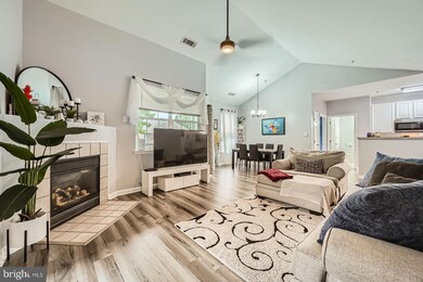 5003 Hollington Dr, Owings Mills, MD 21117 - photo 5