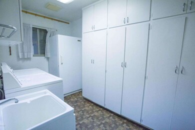 9901 W La Jolla Cir S, Sun City, AZ 85351 - photo 2