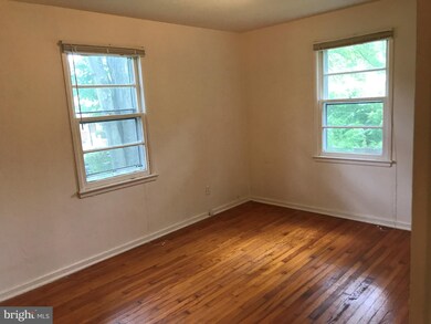 3325 Clay St, Silver Spring, MD 20902 - photo 7