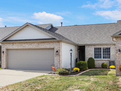 2521 Windward Blvd unit 2521, Champaign, IL 61821 - photo 2