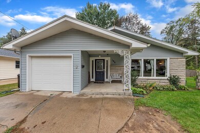 03-186 Laurel Dr-Windowstill Real Estate
