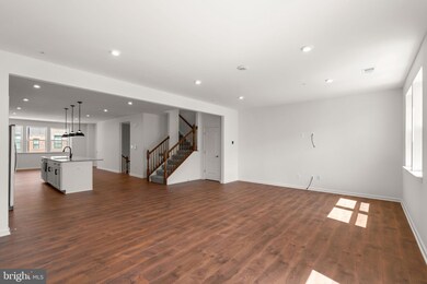 10011 American Pharoah Ln unit B, Laurel, MD 20723 - photo 6