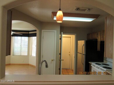 2590 W Ironwood Dr unit 2, Chandler, AZ 85224 - photo 3