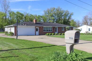 986 Taylor Rd, Mansfield, OH 44903 - photo 2