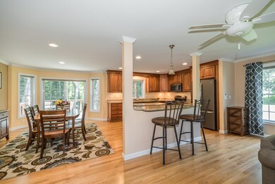 28 Pineo Farms Rd, Seabrook, NH 03874 - photo 5