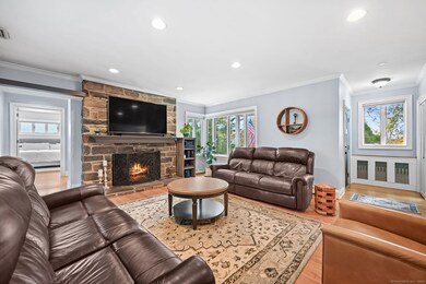 75 Roosevelt Dr, Trumbull, CT 06611 - photo 6