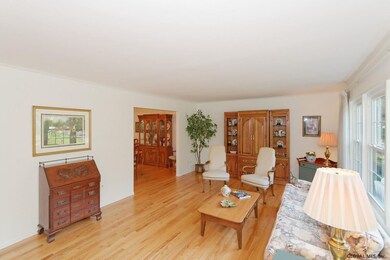 36 Brightonwood Rd, Glenmont, NY 12077 - photo 4