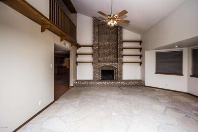Living Rm Fireplace