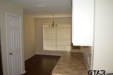 6136 Mesquite Dr, Tyler, TX 75707 - photo 6