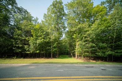 Entrance off Emerald Ridge