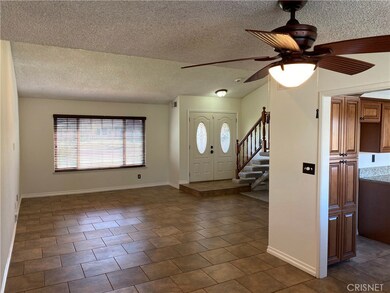 Living Room / Front Door