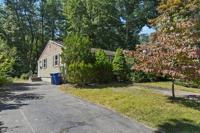 89 Hickory Rd, Leominster, MA 01453 - photo 2