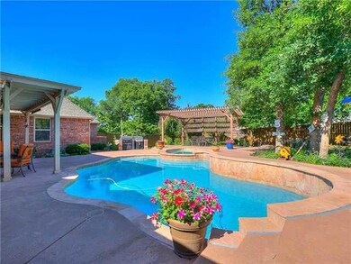 1524 Briar Meade Cir, Edmond, OK 73025 - photo 6