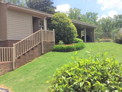 1022 E Lakeshore Dr, Dalton, GA 30720 - photo 2