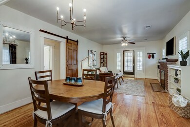 4002 Oak Ridge St, Houston, TX 77009 - photo 4