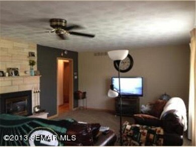 612 25th St SW, Austin, MN 55912 - photo 2