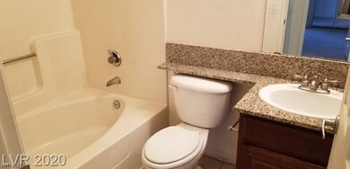 Full bath featuring toilet, shower / bath combinat