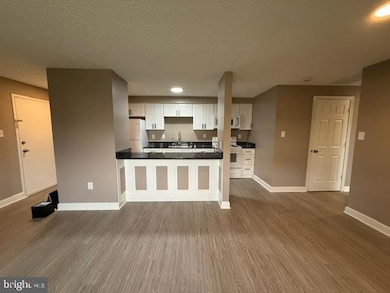 19513 Gunners Branch Rd, Germantown, MD 20876 - photo 7