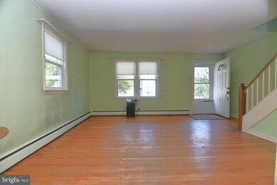 175 Earl Ln, Hatboro, PA 19040 - photo 4