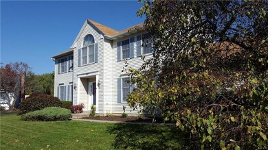 5001 Faith Cir, Allentown, PA 18106 - photo 2