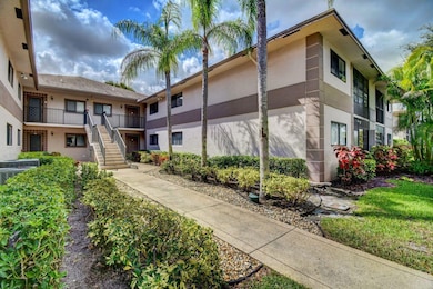 15364 Lakes of Delray Blvd unit 45, Delray Beach, FL 33484 - photo 3