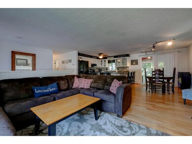 243 Mayflower Dr, Manchester, NH 03104 - photo 6