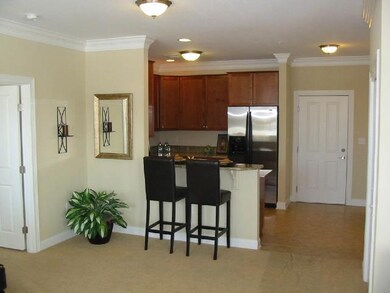 949 Ingleside Ave unit 3A, Columbus, OH 43215 - photo 3