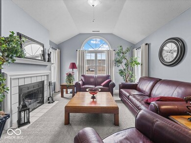 2364 Steeple Chase unit 12, Shelbyville, IN 46176 - photo 2