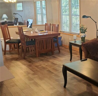 1145 S 52nd St unit 1501, West Des Moines, IA 50265 - photo 2