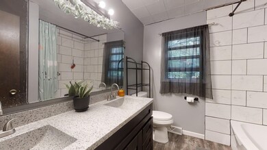 2270-Effie-Ln-Niles-MI-49120-10082021_20