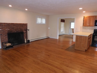 27 Martins Ferry Rd, Hooksett, NH 03106 - photo 4