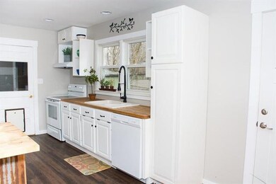 6435 Melrose Ln, Shawnee, KS 66203 - photo 6